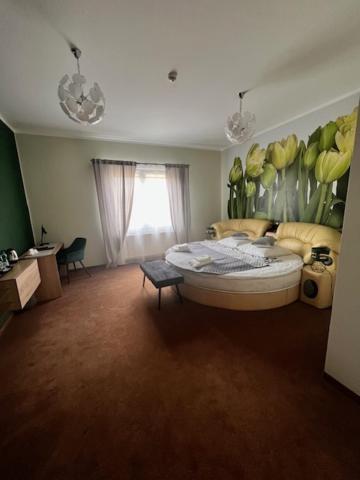 Magnolia Hotel&Restauracja ヤボル エクステリア 写真